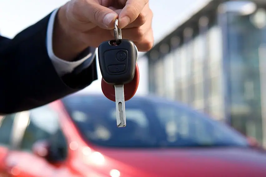 Awal Tahun, Simak Tips Membeli Mobil Baru dengan Kemudahan Kredit